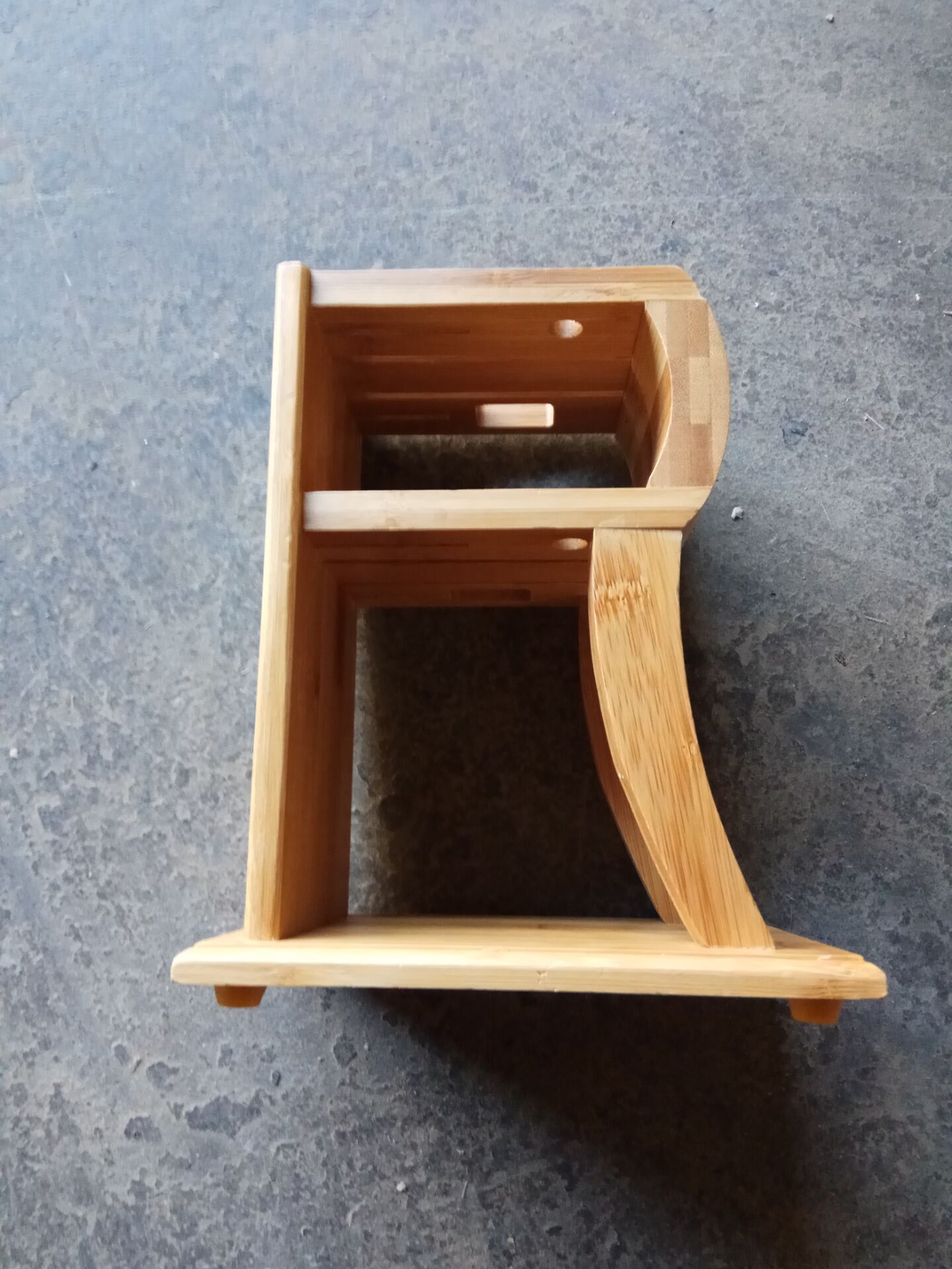 r shape knife holder 3